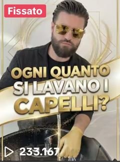 Video TikTok di Golden Razor: ogni quanto si lavano i capelli?